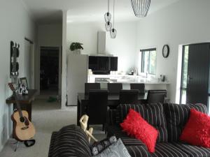 Campbell Residence, New Plymouth 2016